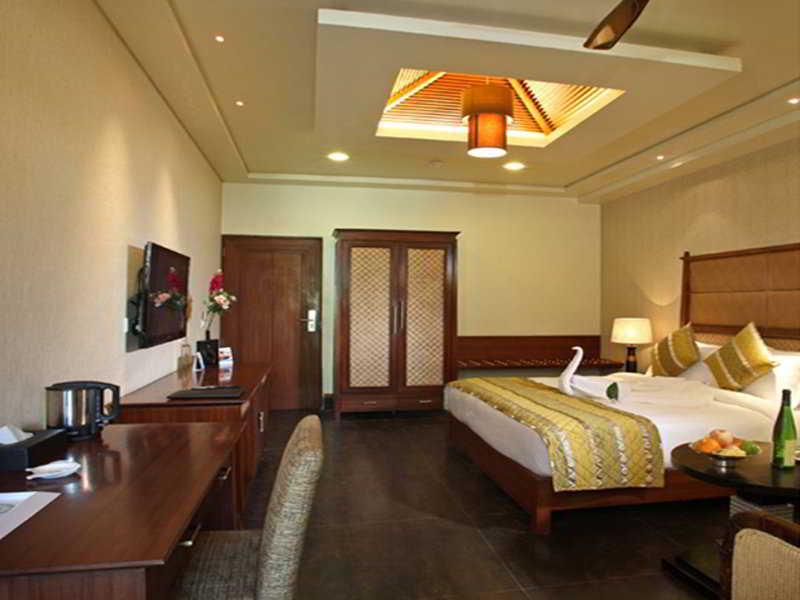 Godwin Hotel Haridwār Zewnętrze zdjęcie