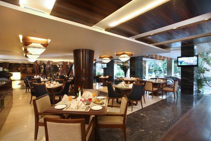 Godwin Hotel Haridwār Zewnętrze zdjęcie